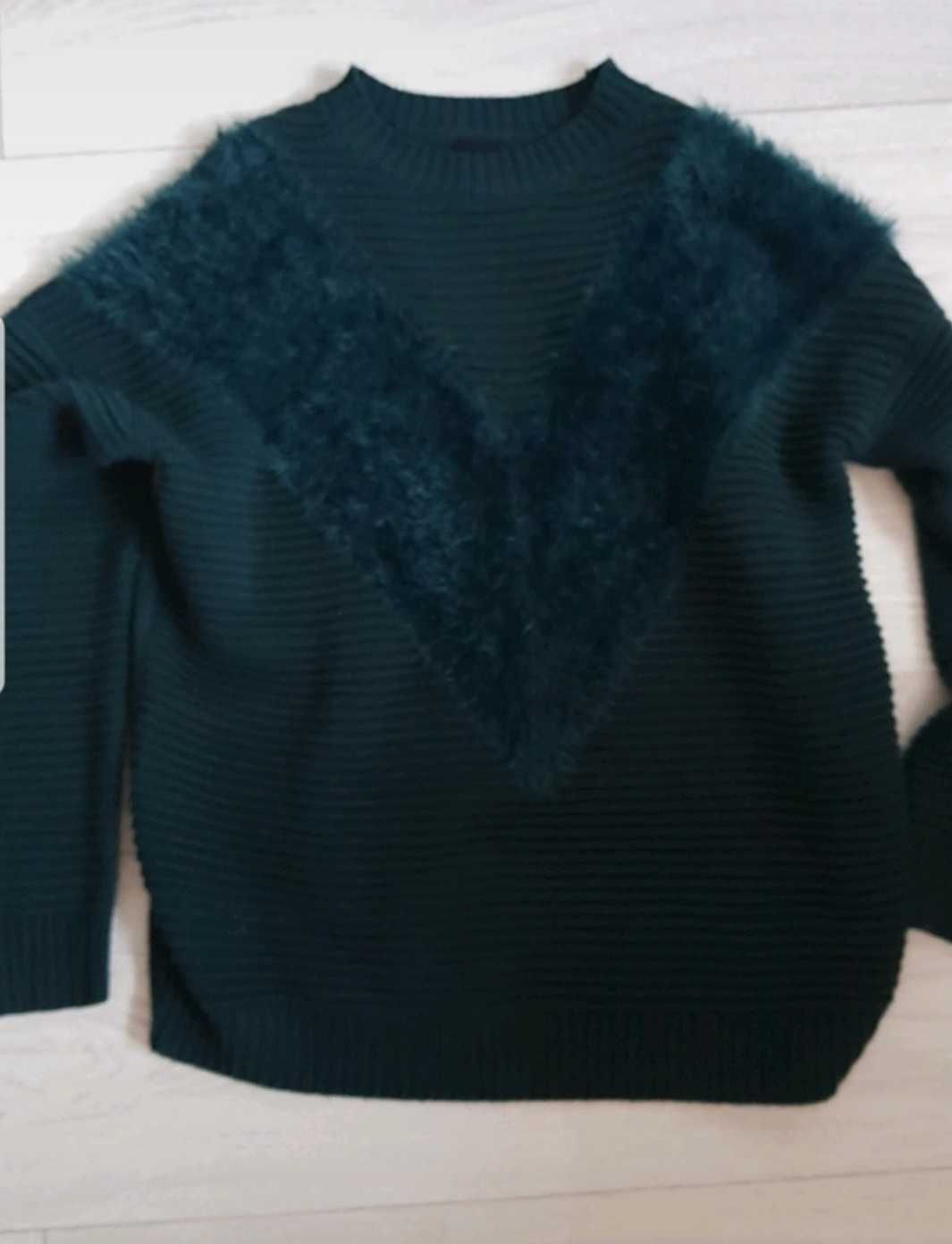Sweter butelkowa zieleń, futerko L