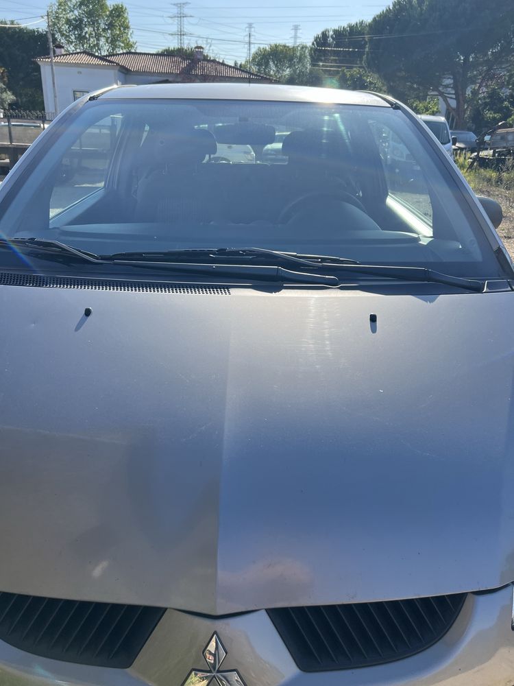 Mitsubishi colt 2008