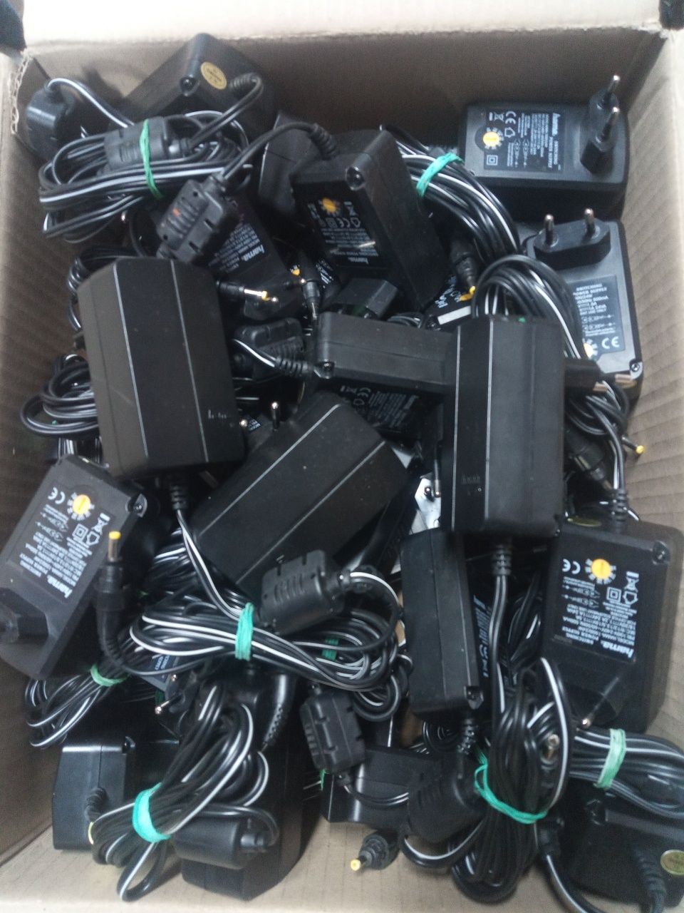Мультивольтовий 9V 12V 13.5V 15V 18V 20V 24V блок живлення оригінал
