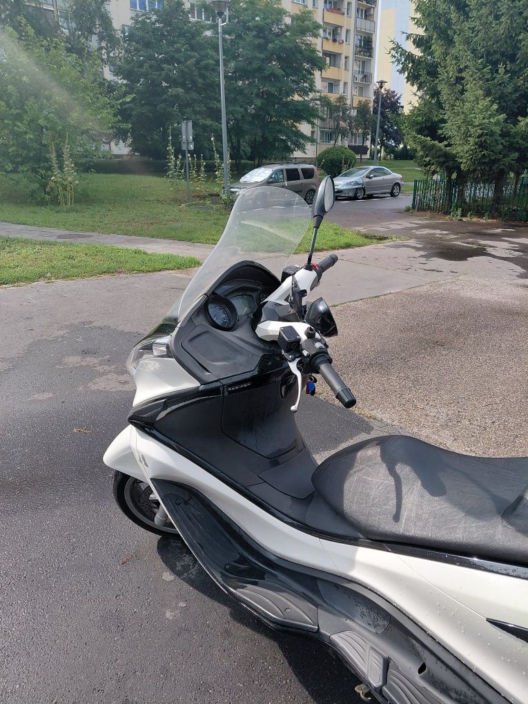 Piaggio x10 125 cc