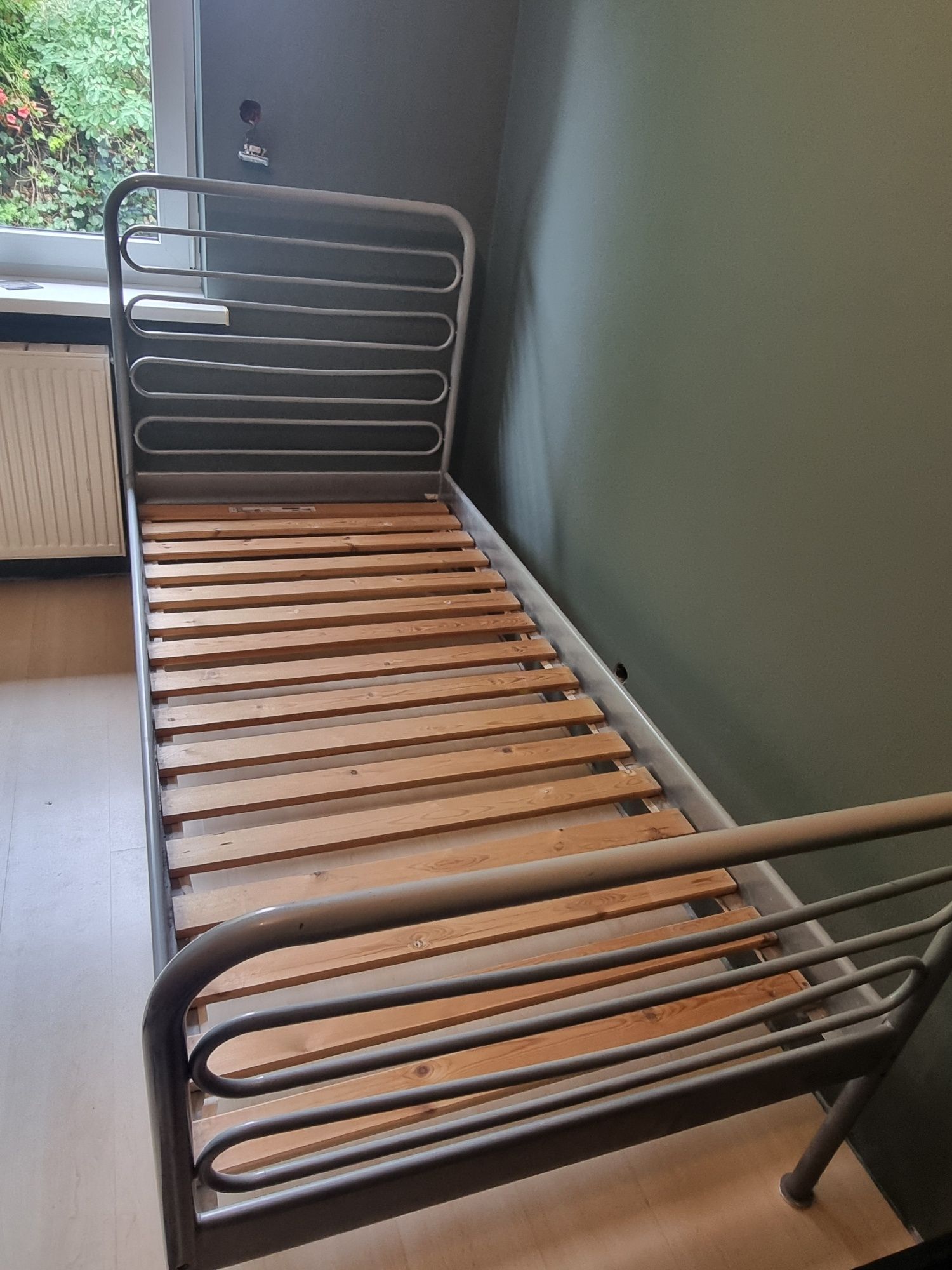 Łóżko młodzieżowe metalowe 90Ikea