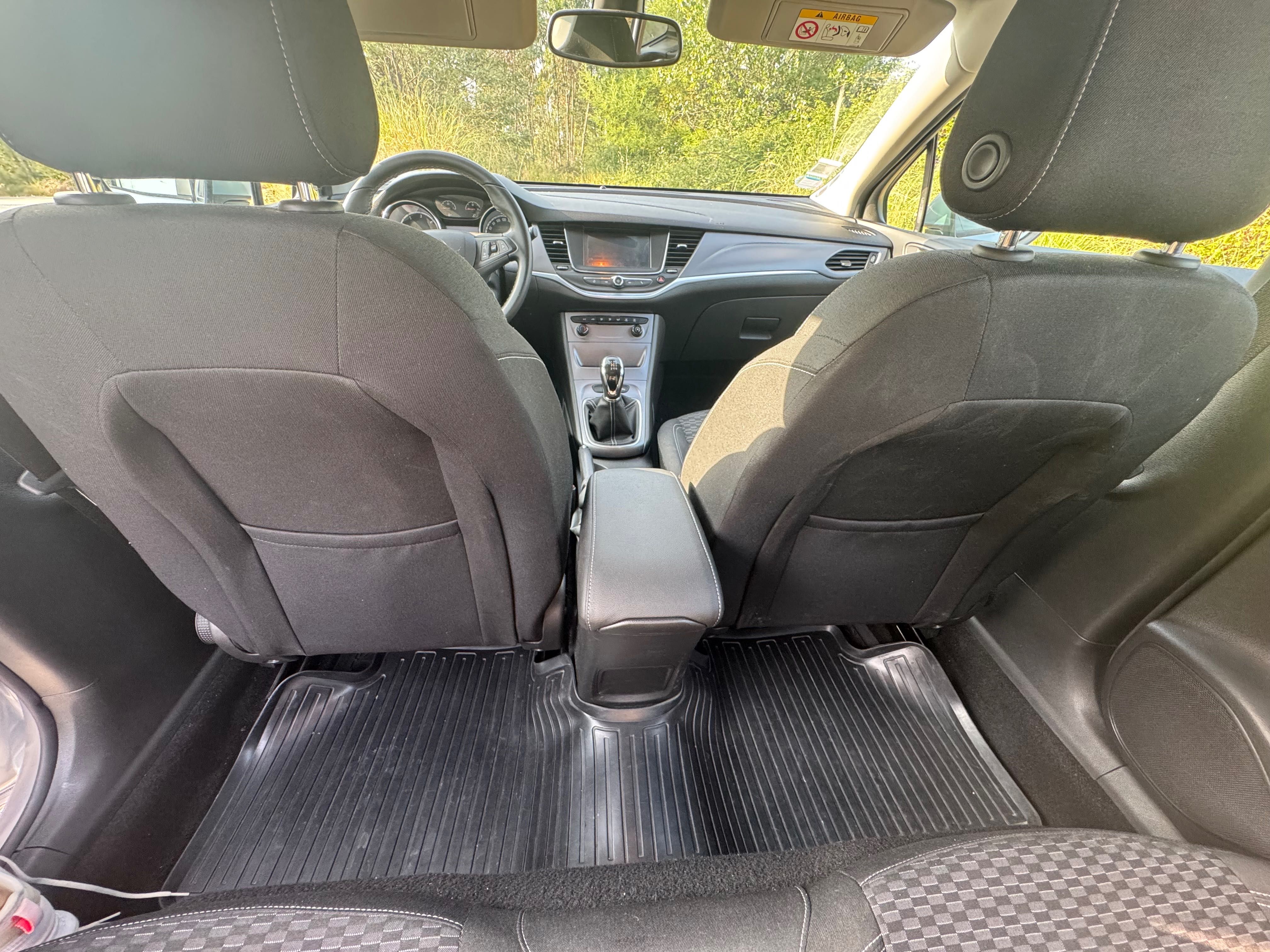 Opel Astra Sports Tourer 1.6 2016