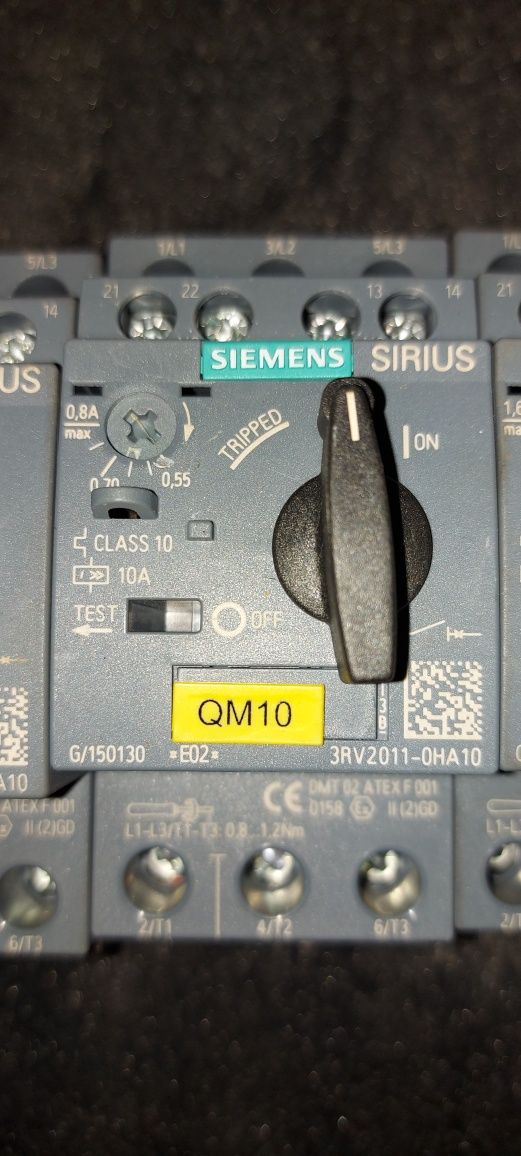 Wyłącznik silnikowy Siemens 3RT2015-1BB42 0.8A