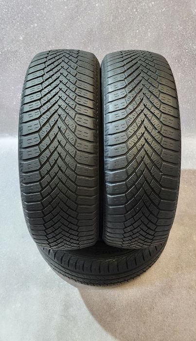 205.60.16 Yokohama BluEarth Winter V906 2шт