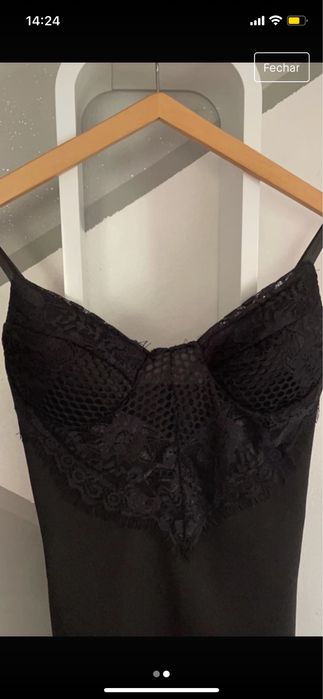 Vestido preto curto