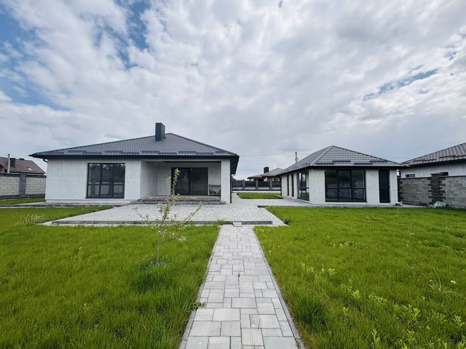 && Будинок+ літній будиночок + гараж в Олександрії