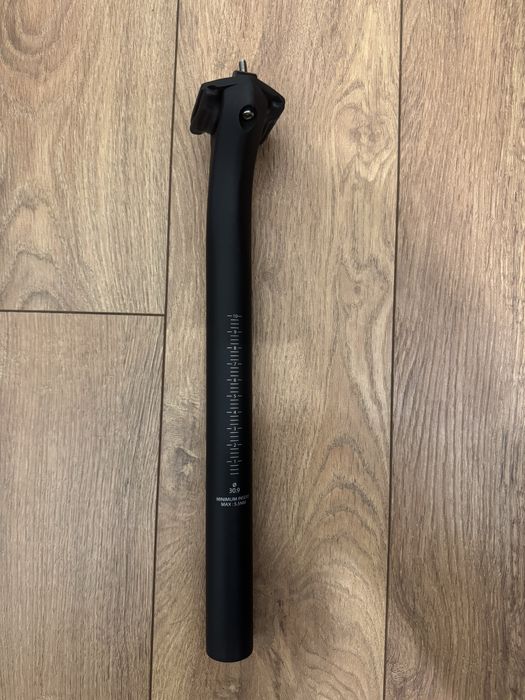 sztyca 30,9mm carbon