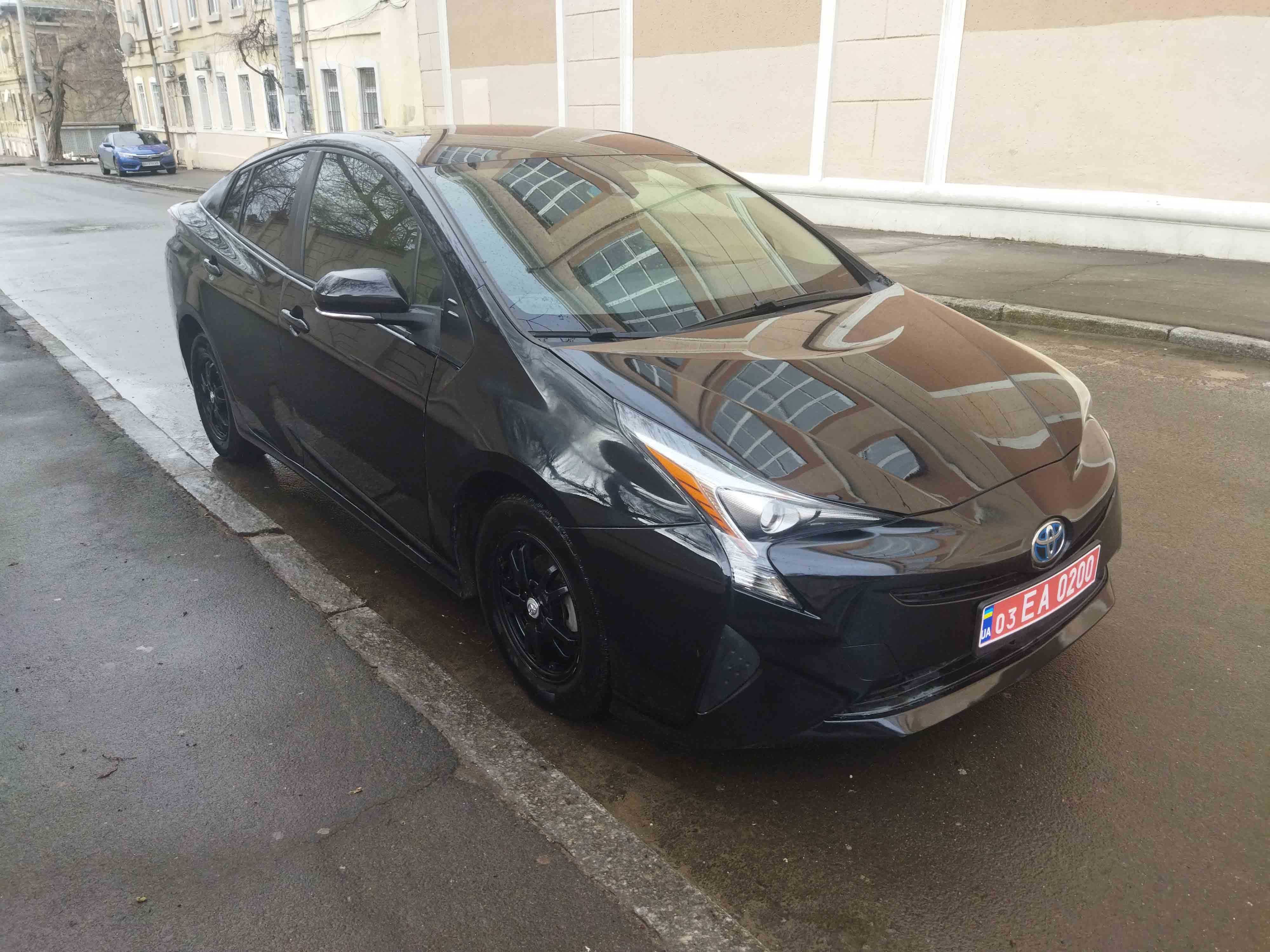 Продам Тойота Пріус Toyota Prius 50  2017 рік