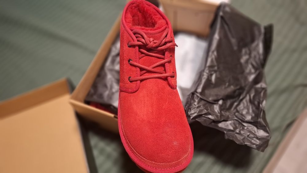 Угги унисекс оригинал.в шикарном красном бархате