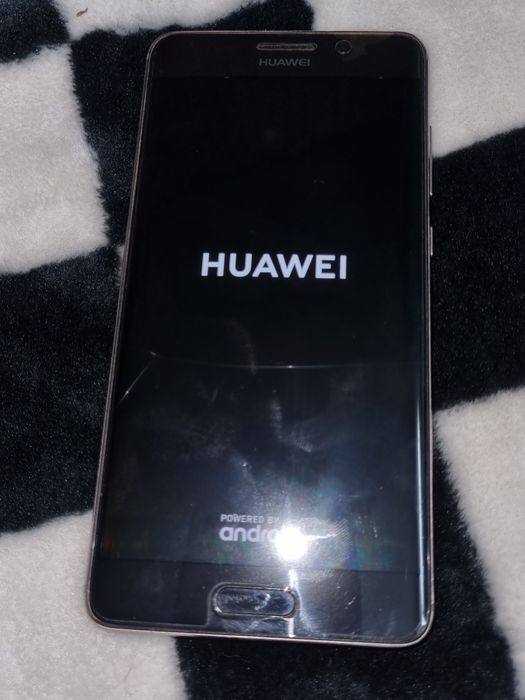 Huawei mate 9 pro lekko uszkodzony