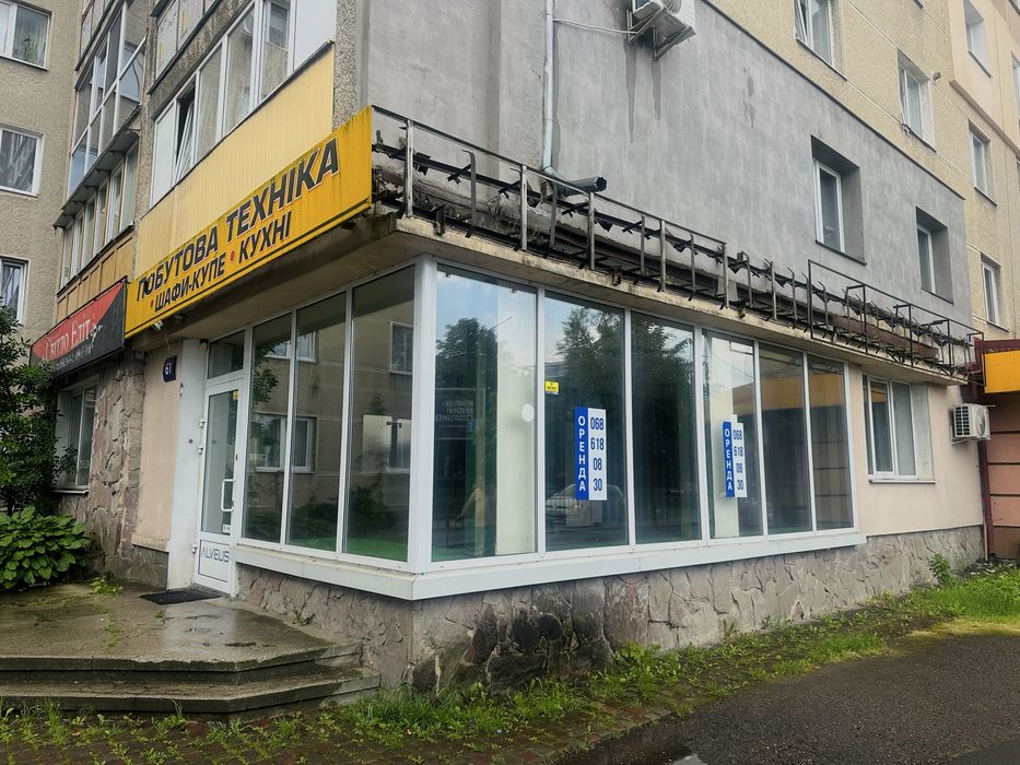 Оренда комерційне фасадне приміщення,трафікова локація вул.Мазепи 61