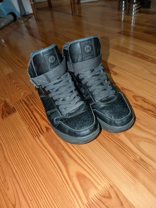 Кросівки утеплені