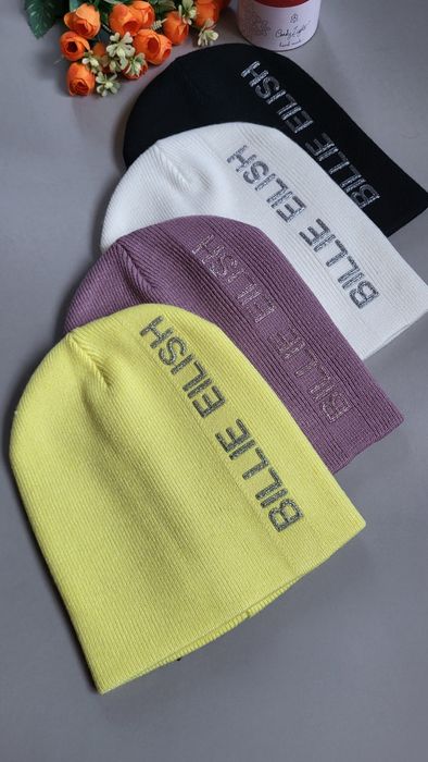 Жіноча трикотажна шапка 370 грн