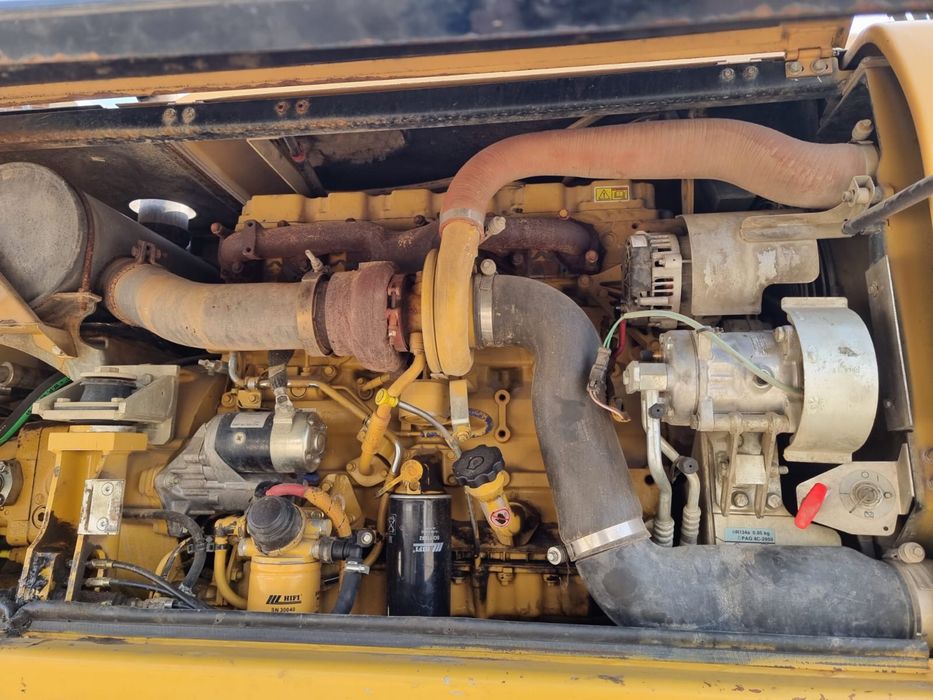Продам колесный экскаватор Caterpillar М 316 D , 2012 г