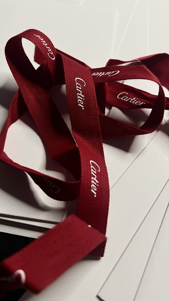 Оригінальна упаковка Картьє Cartier