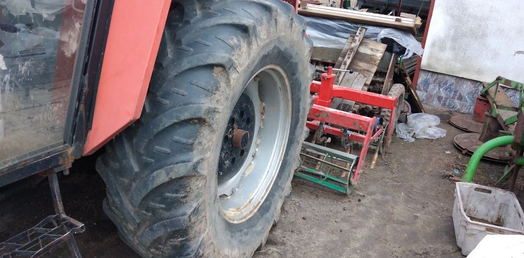 Opony 520/70-34r kleber