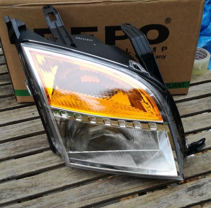 FORD FUSION 2006 LIFT lampa przednia reflektor