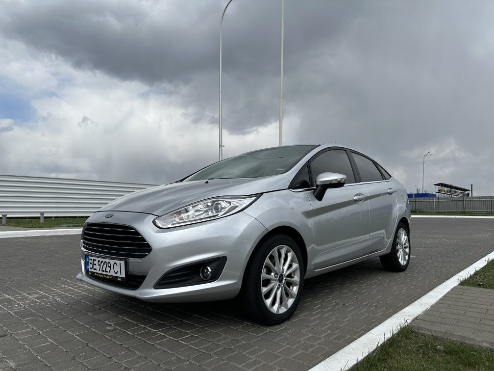 Ford fiesta TITANIUM