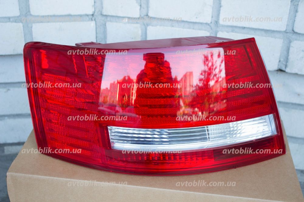 Задний фонарь Audi 80, 100, A3, A4, A6, Q2, Q3, Q5, Q7 левый, правый