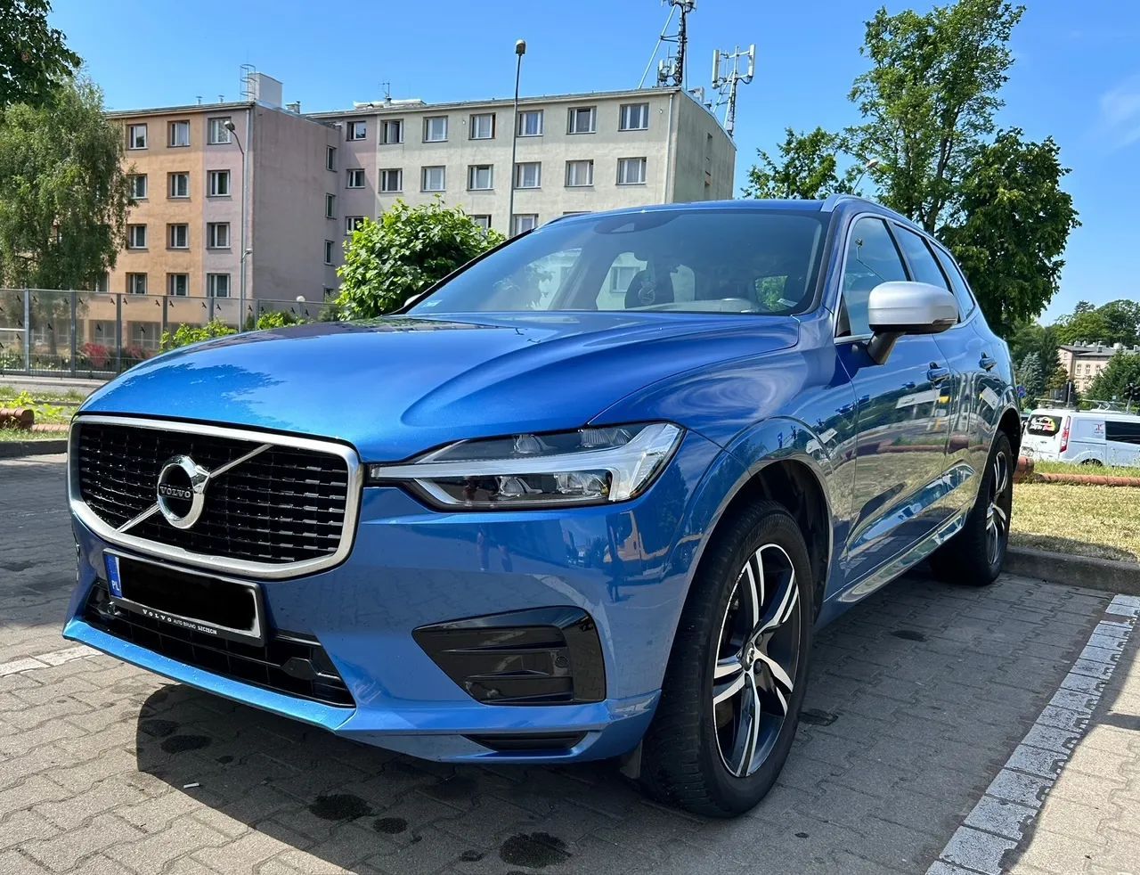 Volvo XC 60 VOLVO XC 60 - R-Design D3