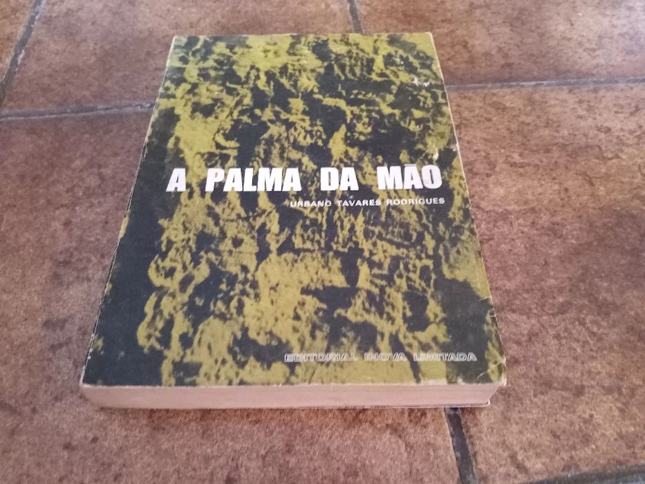 Urbano Tavares Rodrigues, palma da mão, assinado pelo Autor
