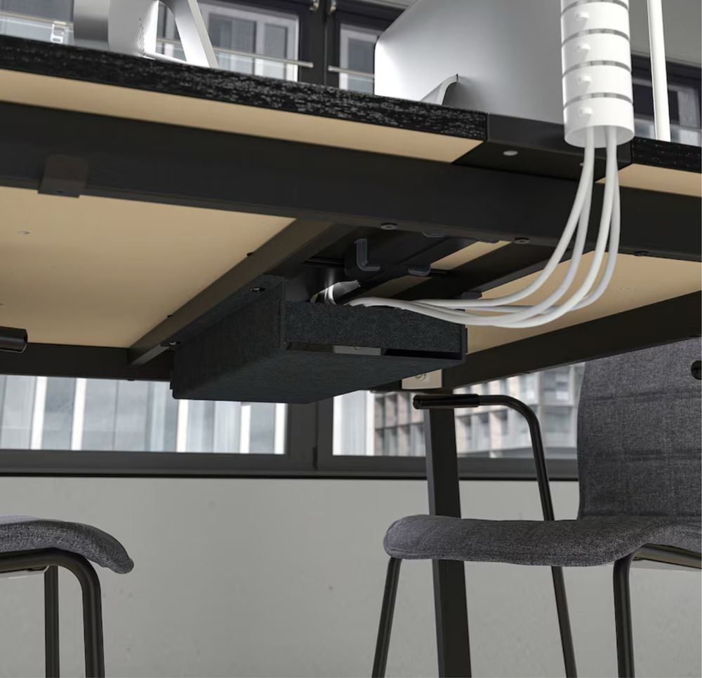 Mesa Teletrabalho e Reuniões c/ tomadas e USB - Mittzon (Preto)