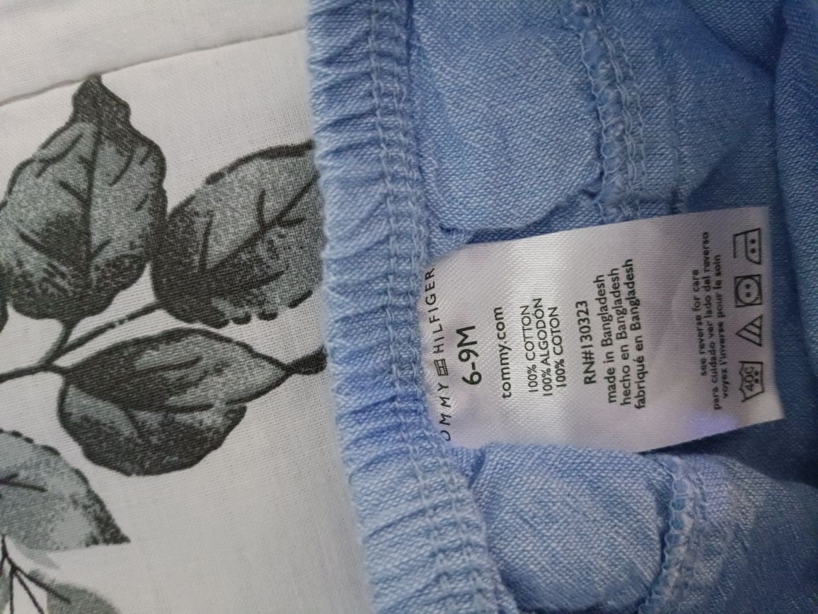 Sukieneczka jeansowa Tommy Hilfiger rozmiar 74.