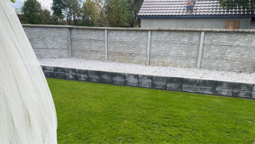 Ogrodzenia panelowe, montaż, ogrodzenia betonowe