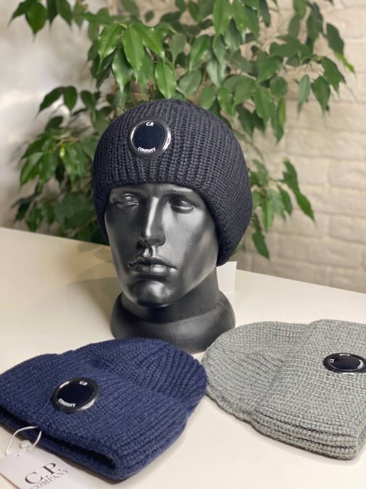 Мужская зимняя шапка C.P. COMPANY 52-62 см черная/синяя/серая с линзой