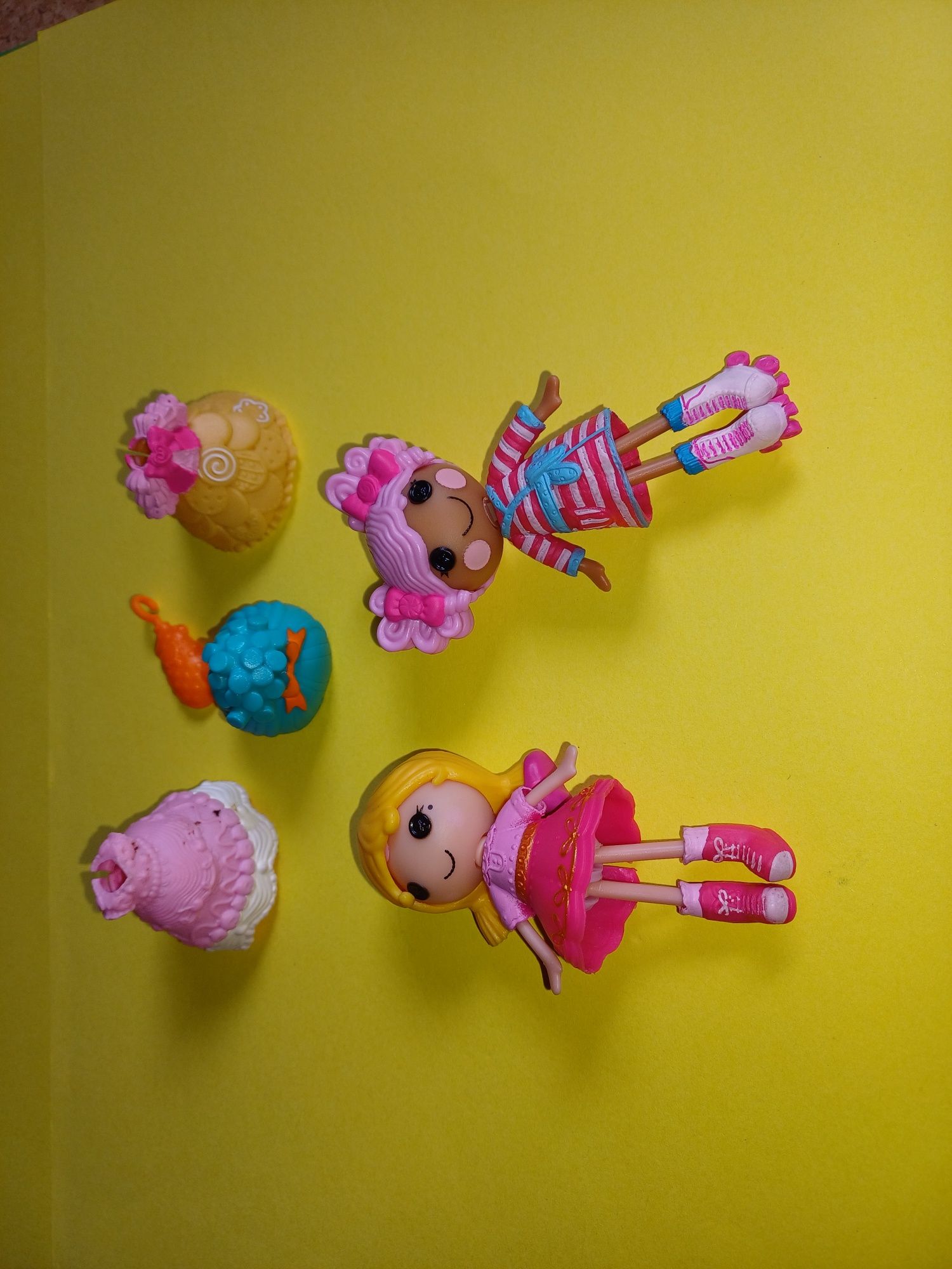 Lalaloopsy  bonecas. Vários conjuntos disponíveis nas fotos.