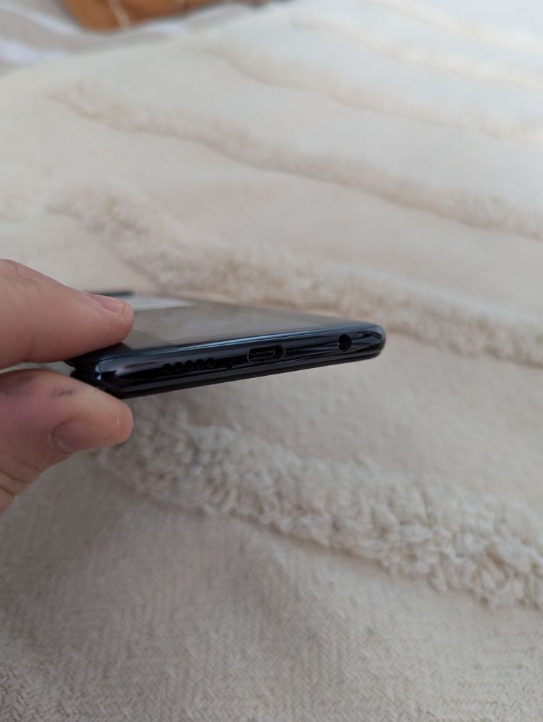Poco X3 NFC 6/128GB - super stan - z wadą