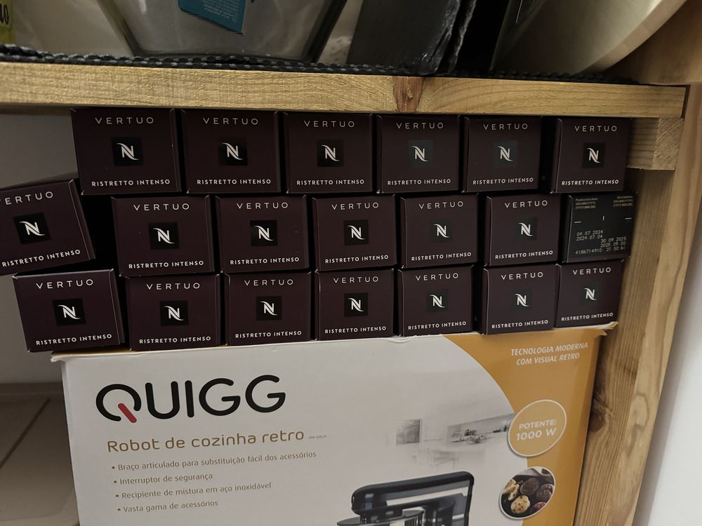 Maquina de cafe vertuo next premium