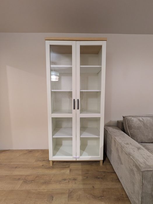 Witryna / biblioteczka