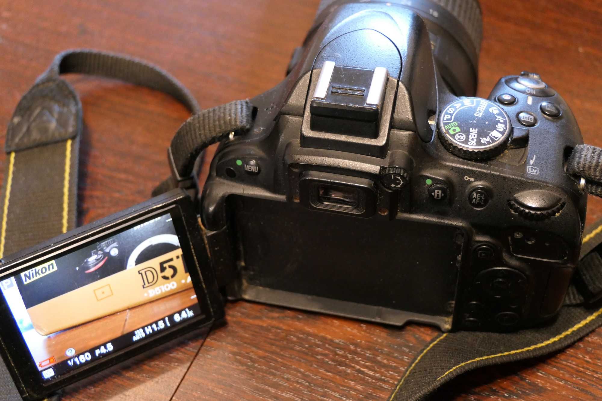 Aparat lustrzanka Nikon D5100 + obiektyw 18-55