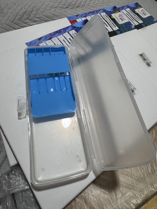 Лот художніх матеріалів