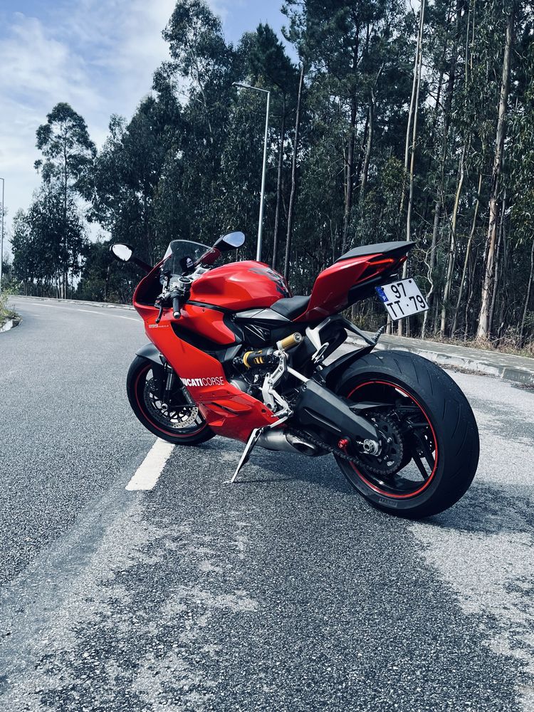 Ducati Panigale 899