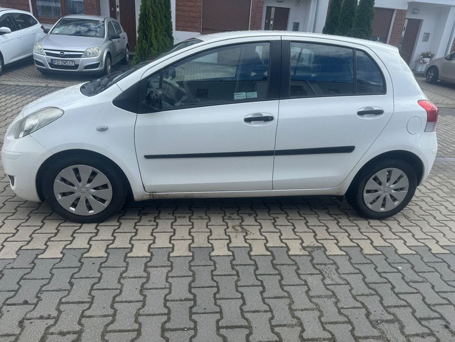 Toyota Yaris Yaris II 2009
