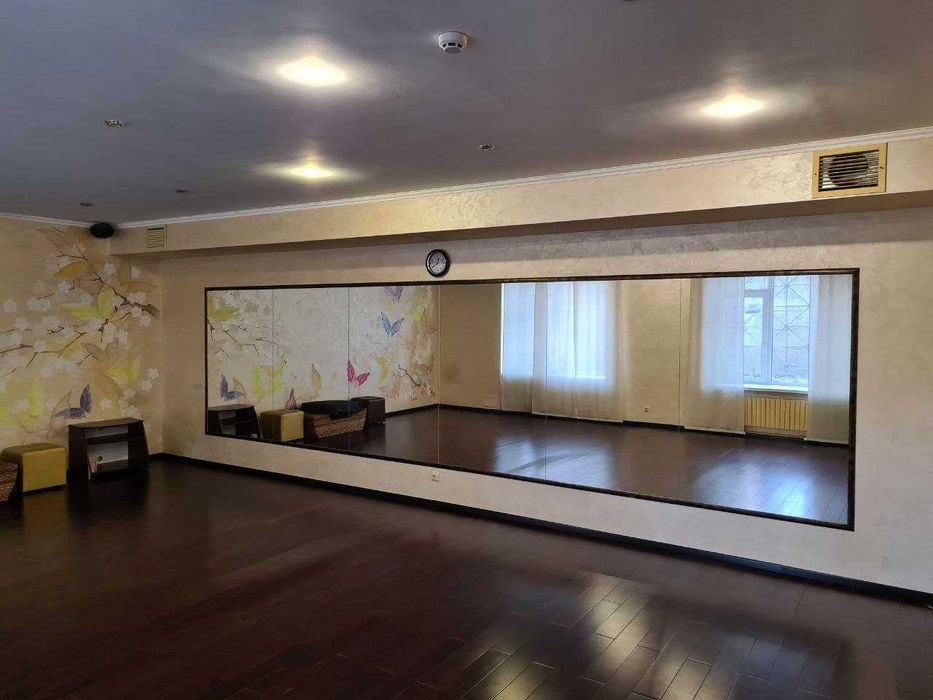 Долгосрояная аренда! Спортивный зал для фитнеса, танцев, йоги и различ