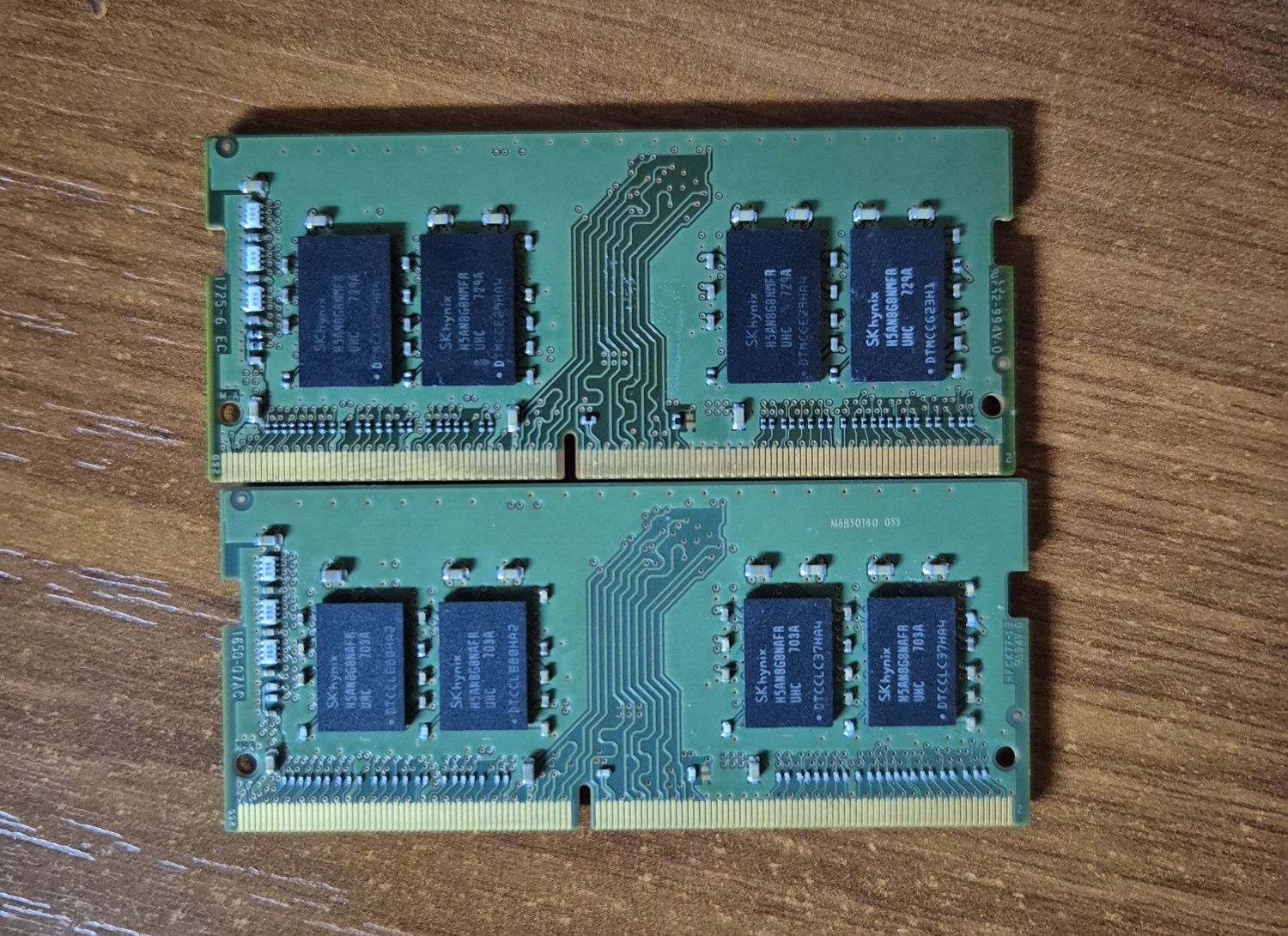 Оперативная память Skhynix DDR4 8+8gb 2400MHz