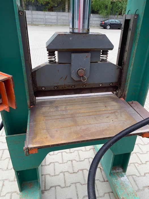 Łupiarka do kamienia 50 ton Stainex , s bardzo dobry, fvat