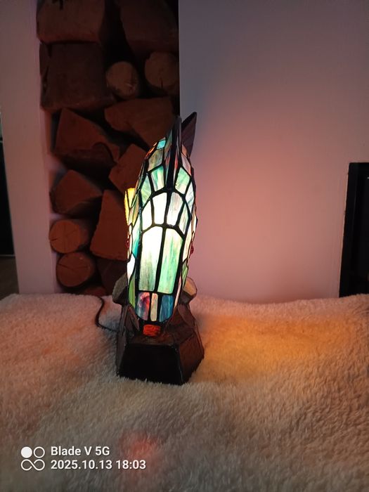 Piękna lampka nocna witrażowa w kształcie ala Tiffany