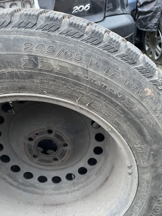 245/65r17 Nordman suv  Зимова гума