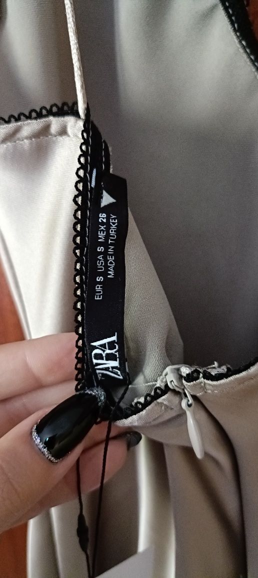 Vestido Zara novo