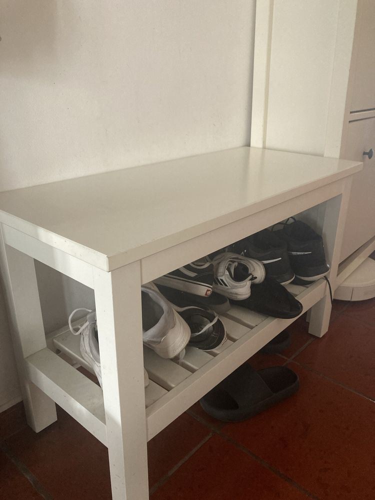 Banco branco IKEA