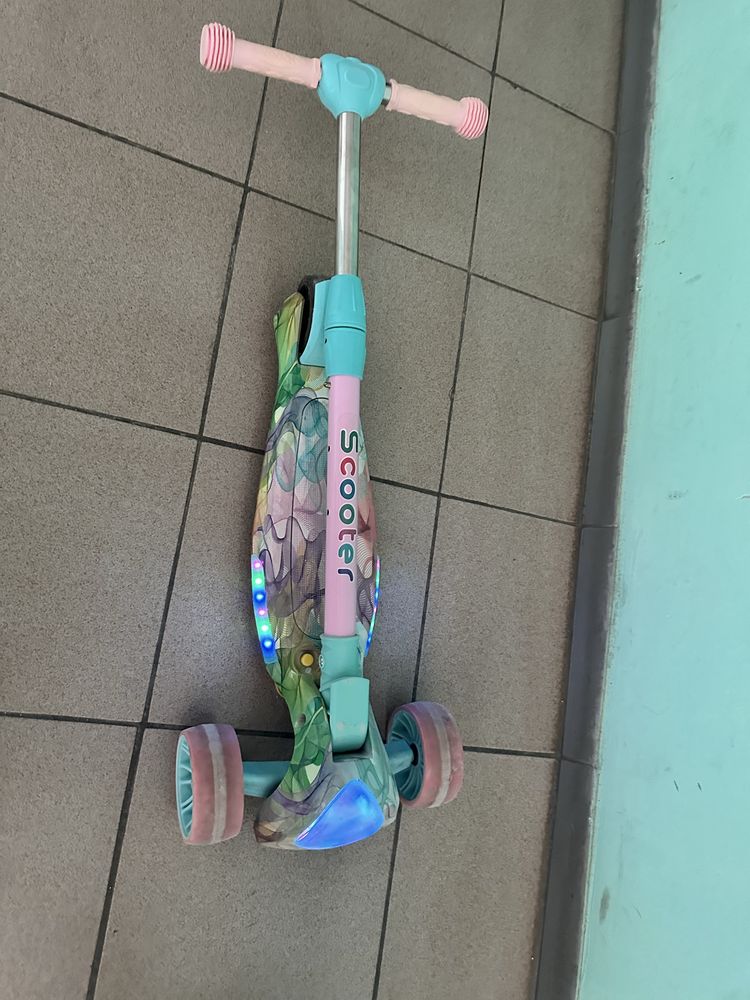 Самокат Scooter новий