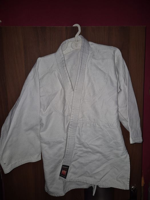 Kimono buschindo.stroj karate