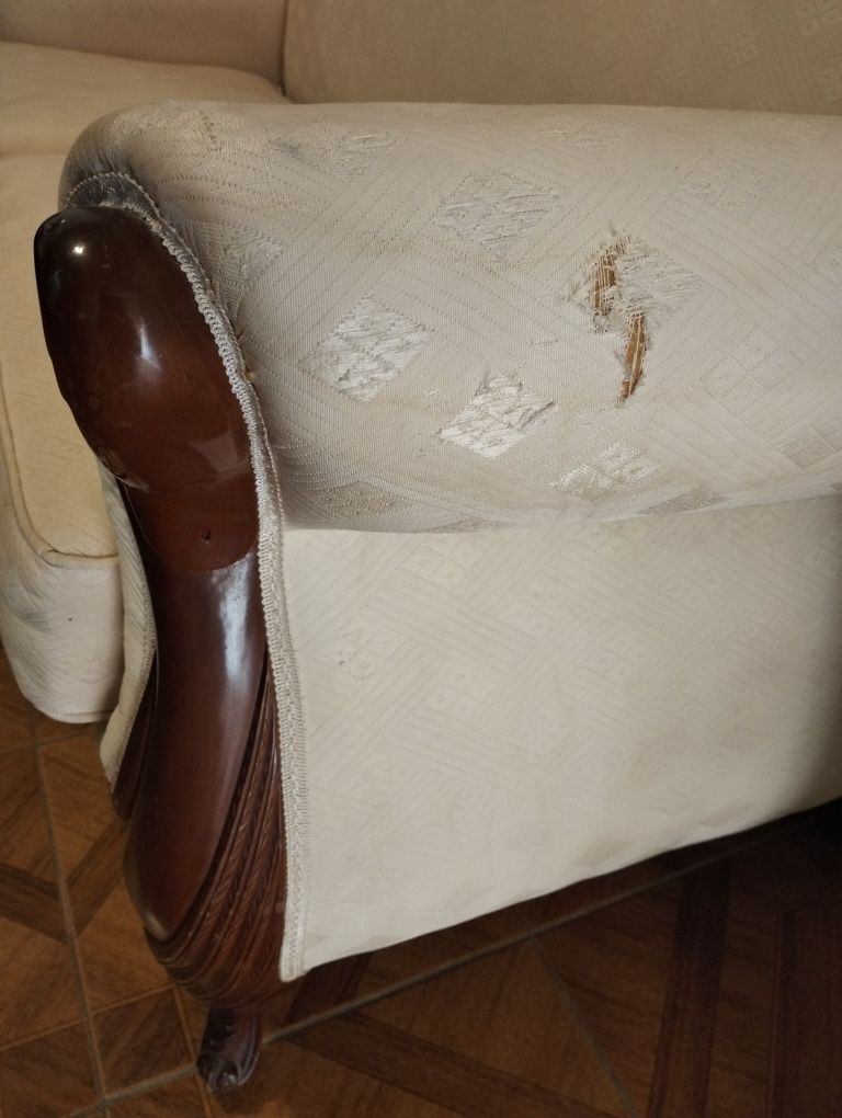 Sofá Canapé Clássico