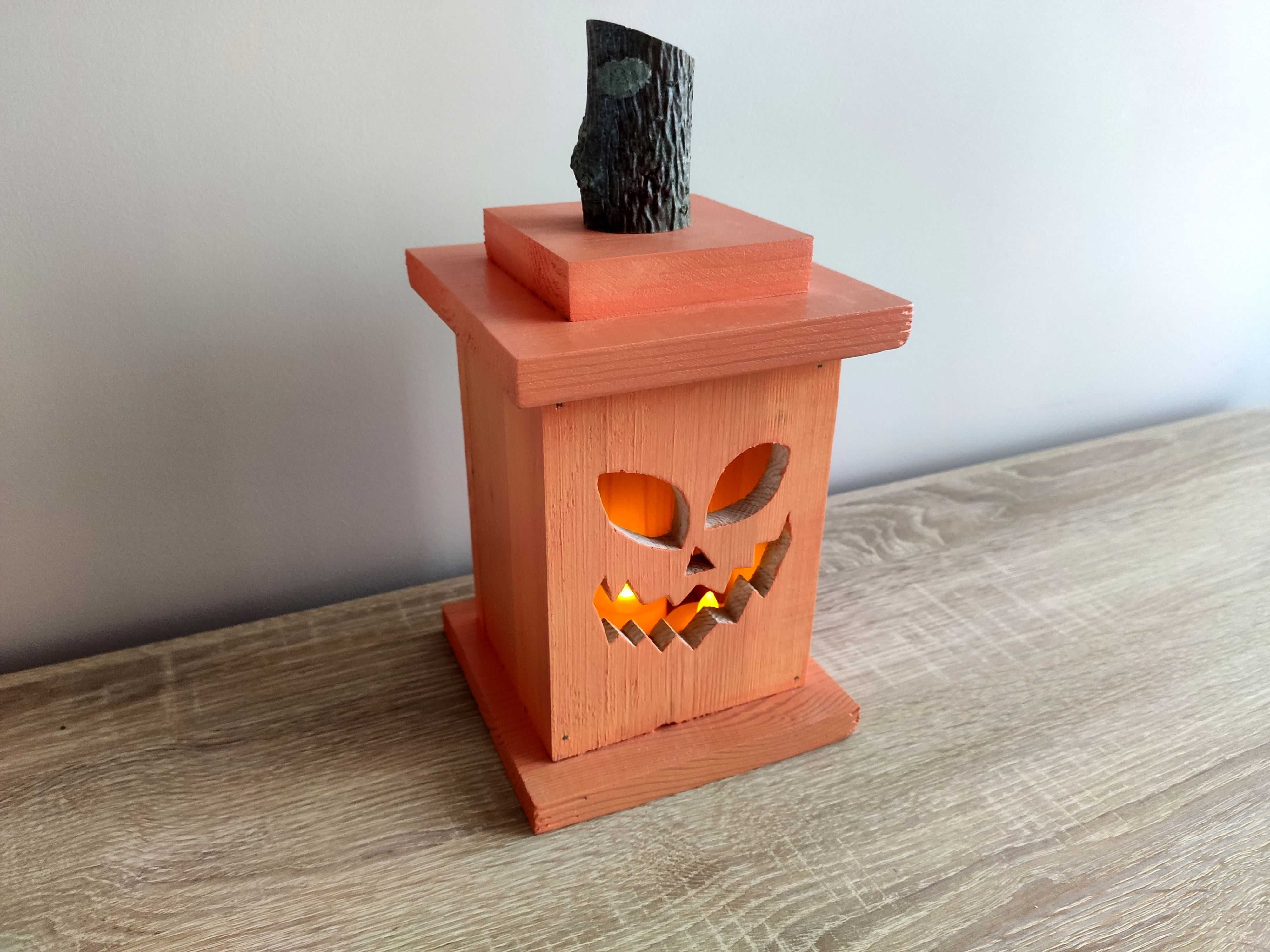 Lampiony na Halooween drewniane dynie Jack-o-lantern wycięty