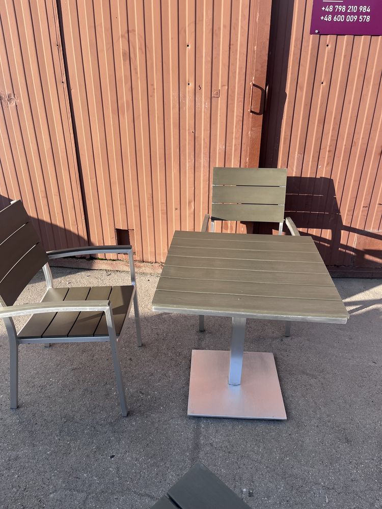 Meble ogrodowe stolik i dwa krzesła