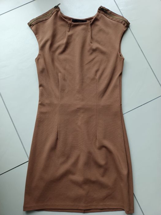 Tunika sukienka Reserved S jesienna z zameczkami brązowa stylowa